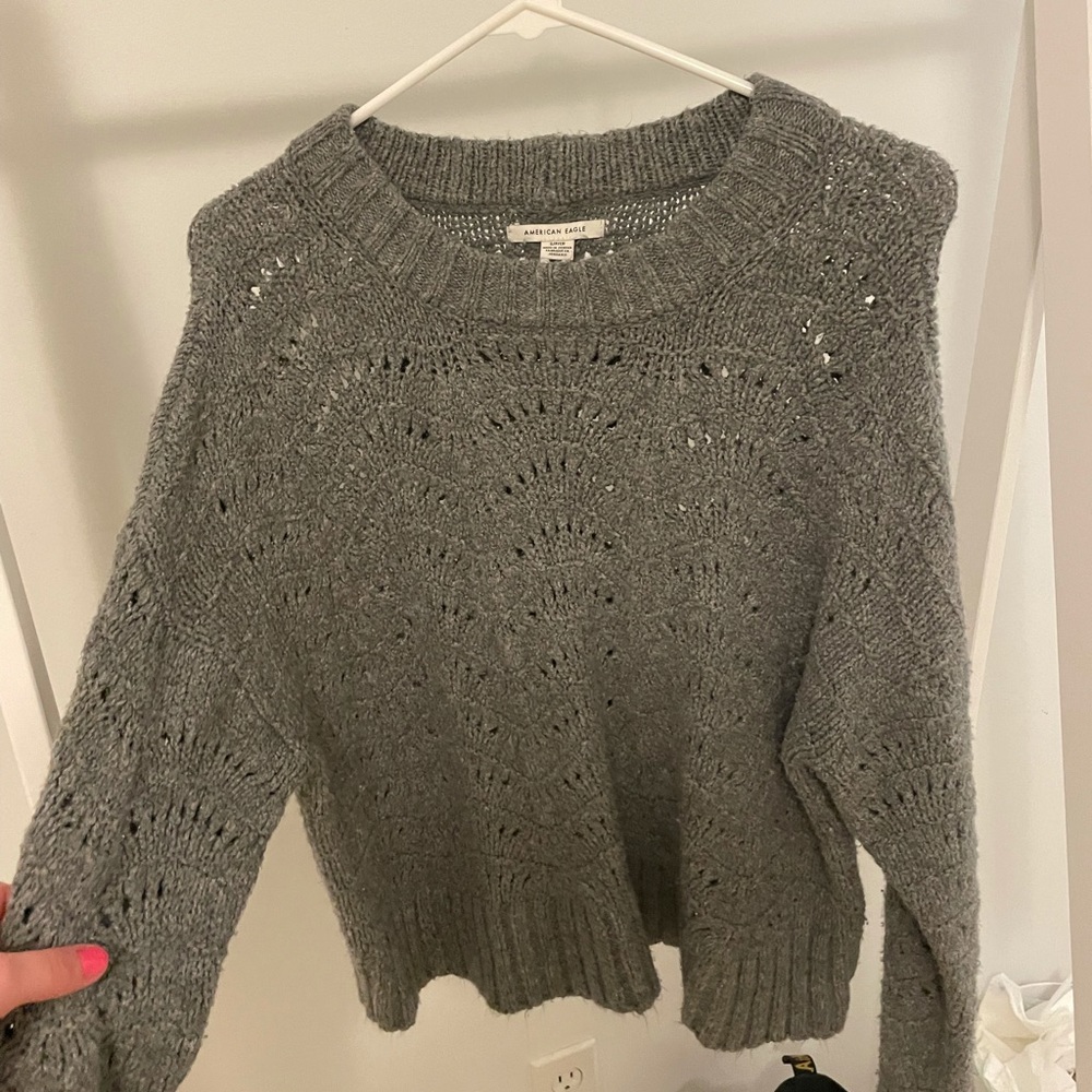 American Eagle Sweater